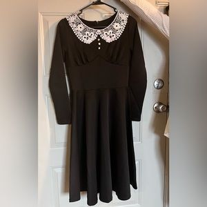 Long Sleeve Knee Length Dress with Lace Collar